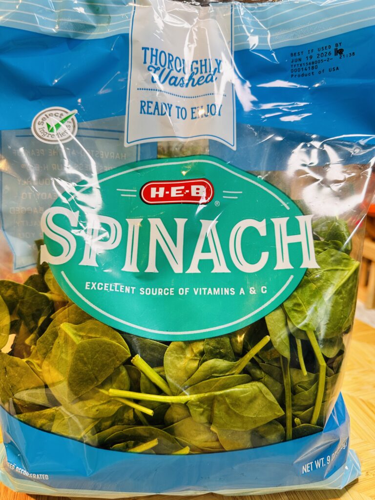 💡 Super Accessible!
"You don't need to visit a specialty market for this recipe. You can easily use a bag of pre-washed salad spinach (baby spinach) found at any local grocery store! It saves time and works beautifully for this quick banchan."